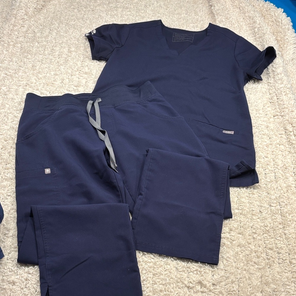 Figs Technical Collection in Dark Blue